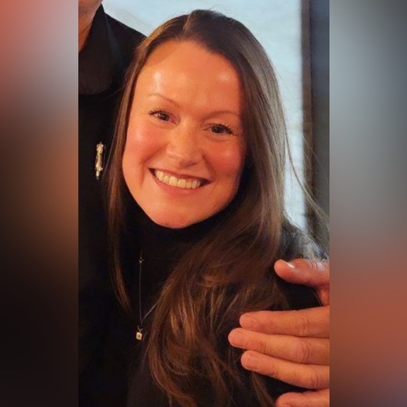 Cheers 🥂 - Picture 2 of 14